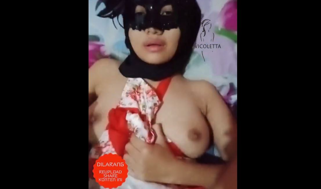 Wanita Bertopeng Bikin Penasaran Wikwik Di Hotel